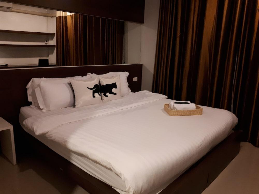 Bed By City Hotel Банкок Екстериор снимка